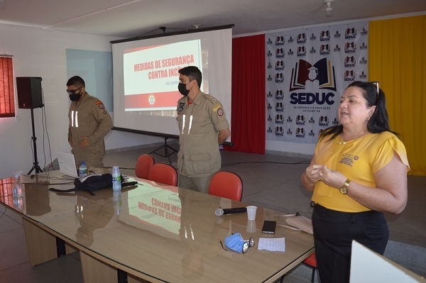 Cisco promove encontro de orientação entre Corpo de Bombeiros e municípios da região